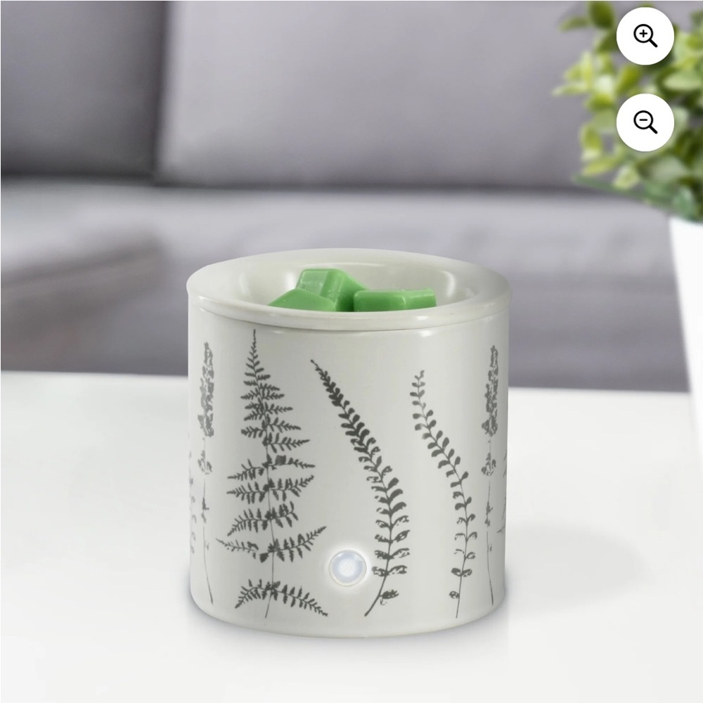 Fern Design Ceramic Candle Holder